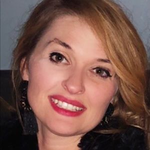 Meet your Posher, Elise